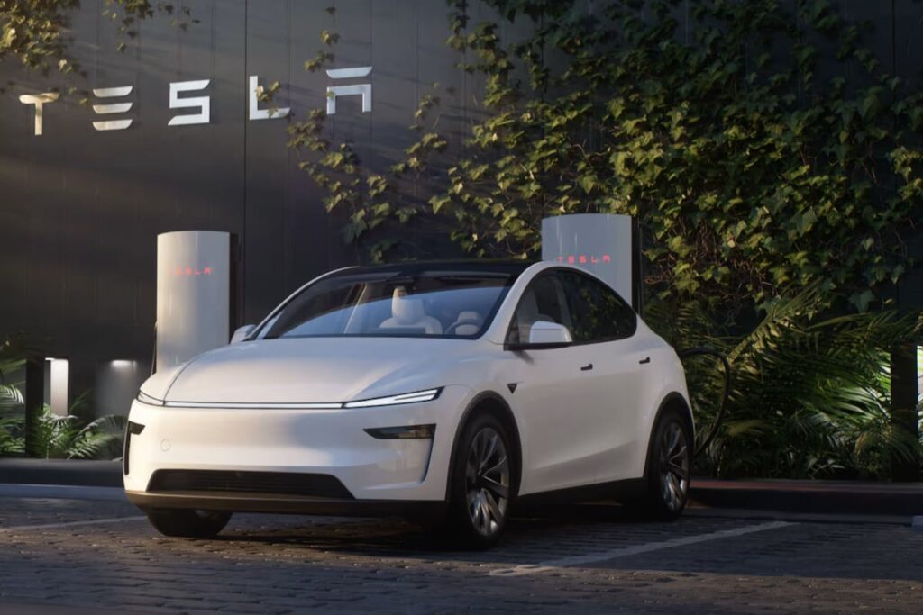Tesla India debut
Tesla Model Y India
Tesla India launch
Tesla SUV in India
Tesla Mumbai showroom
Tesla car price in India
Model Y features
Electric cars in India
Tesla electric SUV
Tesla India price
Tesla 2025 launch in India